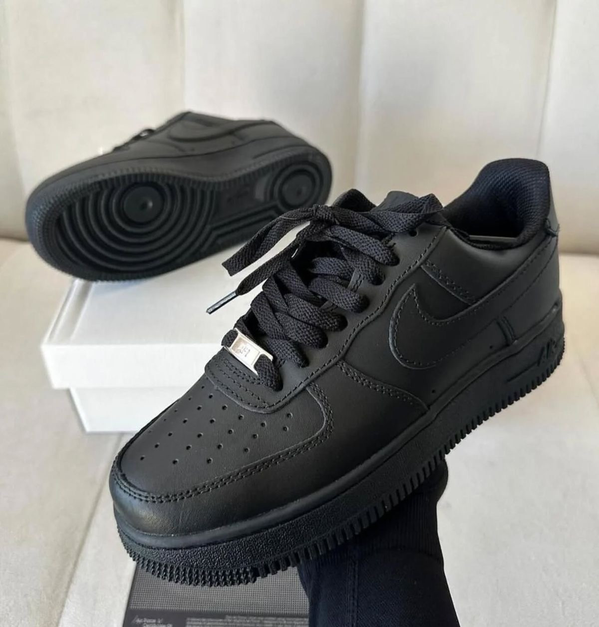 Air Force 1 Low Classic Black, фото 1