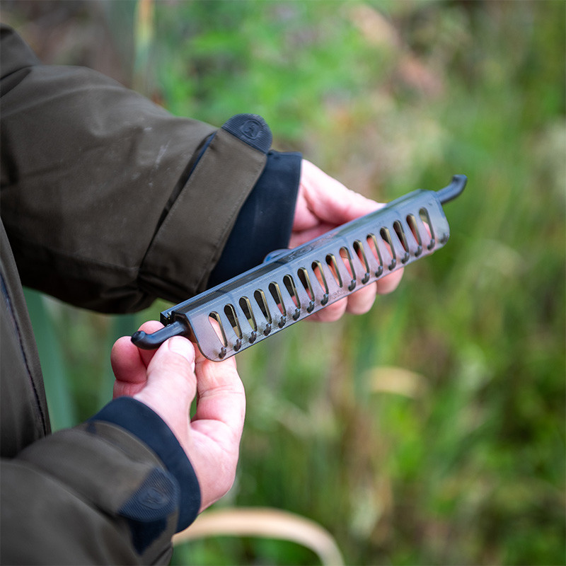 Магнітний тримач для зберігання повідців Fox Edges Rig and Hanging Rack