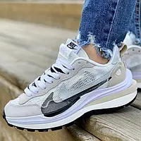 VaporWaffle Sport Fuschia x Sacai ‘Beige Black’