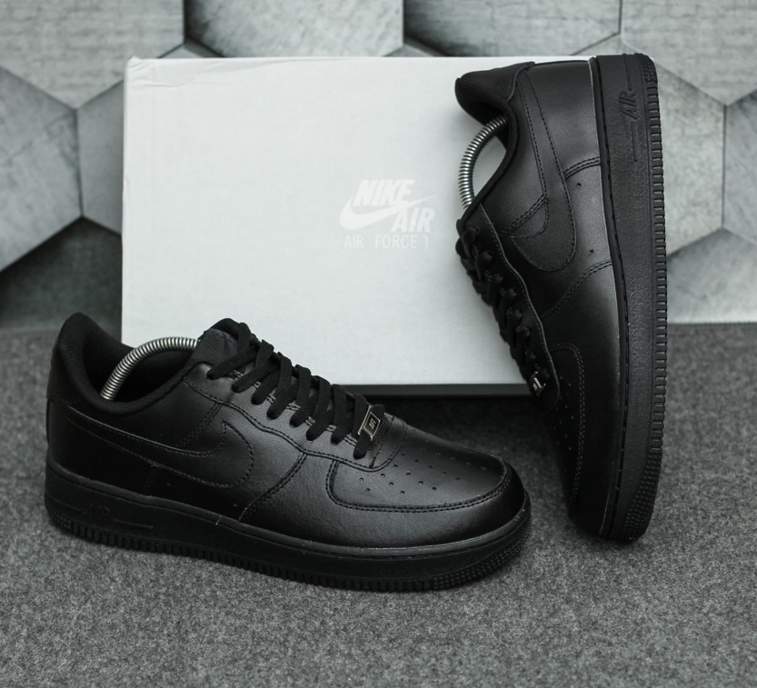 Чоловічі кросівки Nike Air Force 1 black low чорні Найк Форс шкіряні низькі, фото 1