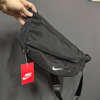 Бананка Nike велика чорна