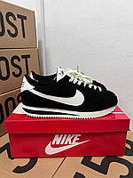 Nike Cortez black white