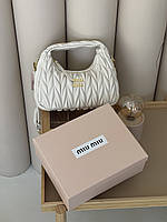 Сумка Miu Miu Wander Matelassé Nappa Leather Hobo Bag молочний Є