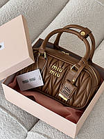 Жіноча сумка Miu Miu Arcadie Matelassé Nappa Leather Bag  Premium коричневий Є