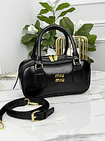 Жіноча сумка Miu Miu Arcadie Leather Bag чорний Є