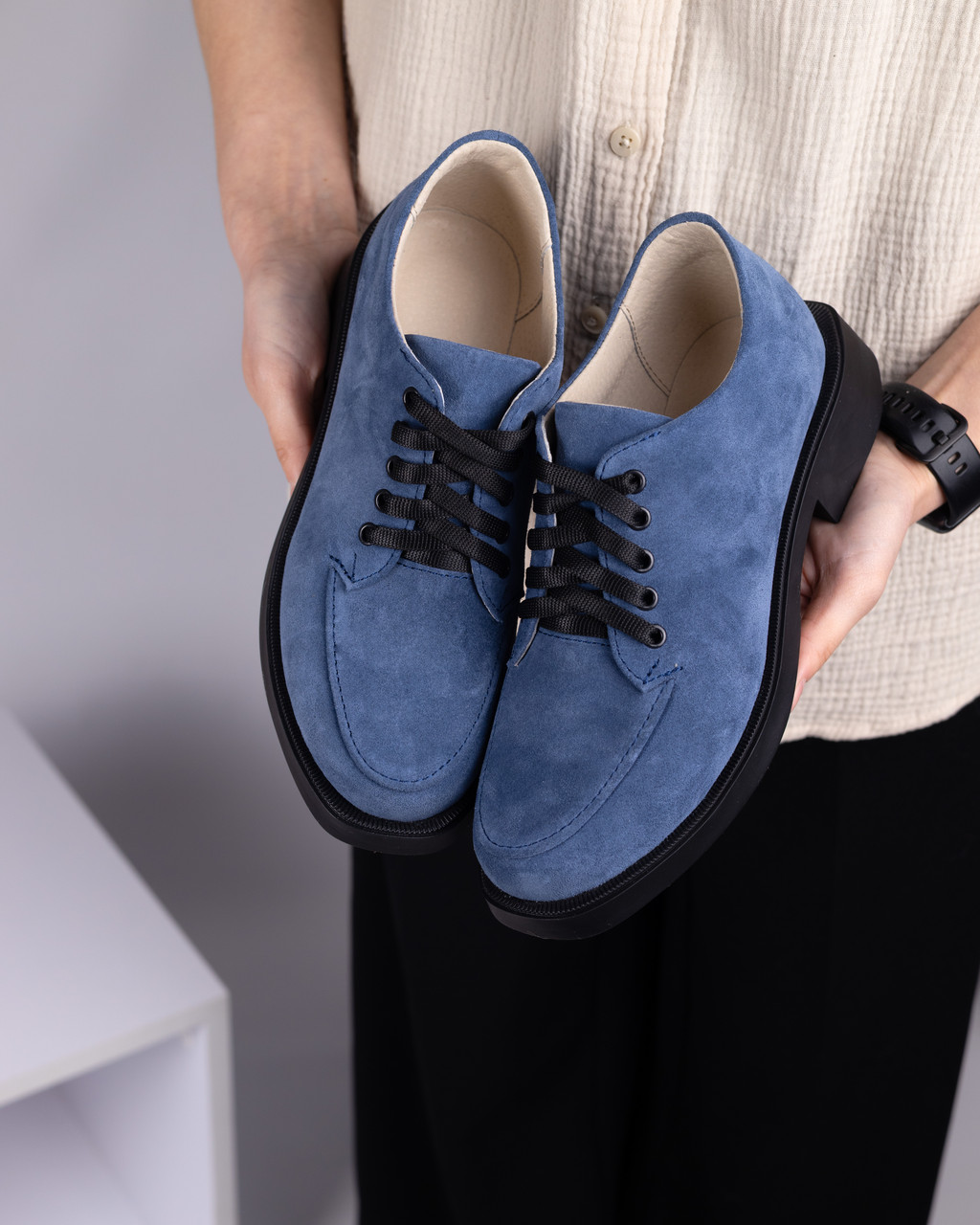 Жіночі туфлі із замші джинсового кольору на низькій підошві Україна 36-42, фото 1