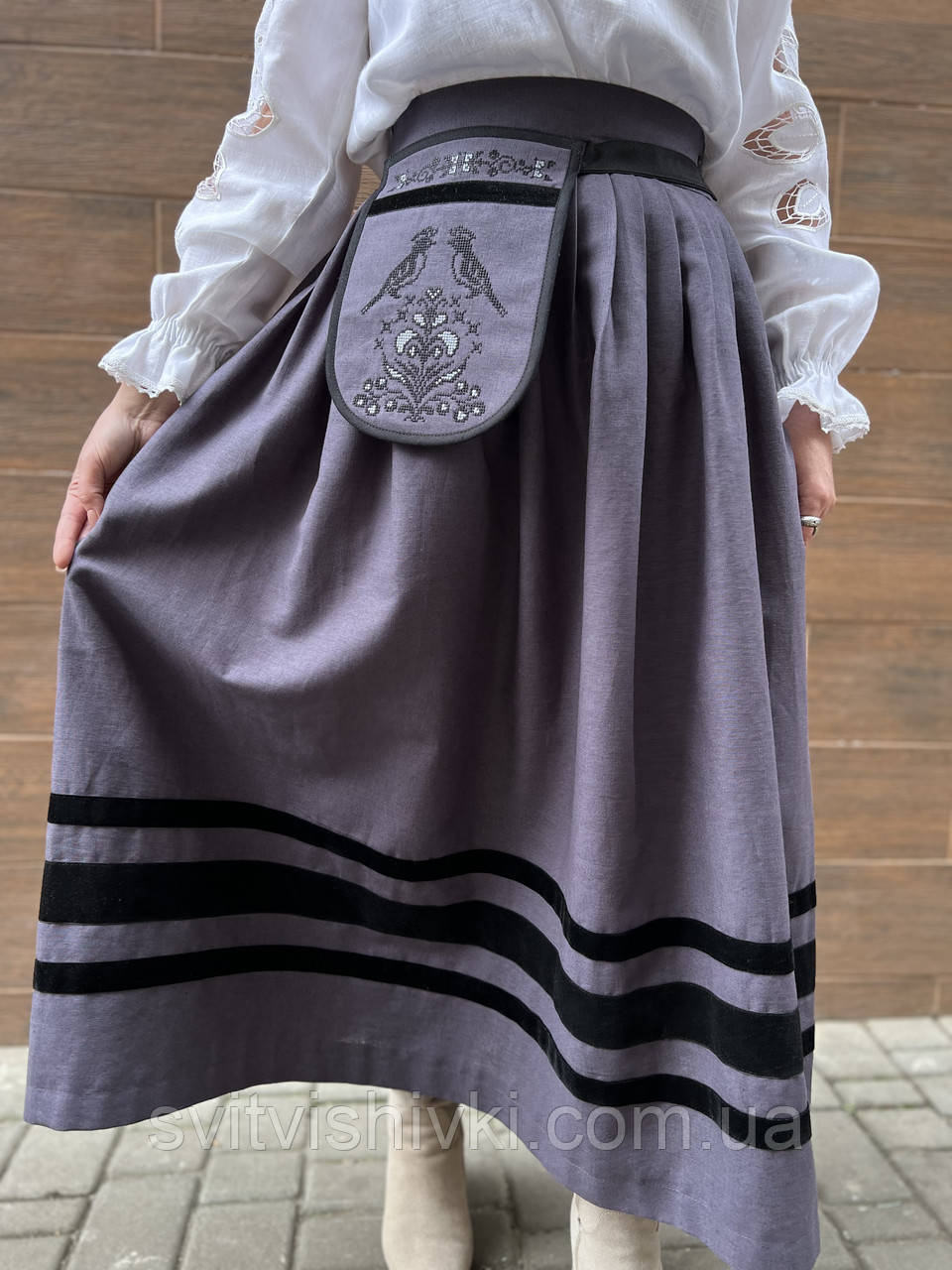 Спідниця розшита оксамитовими стрічками з вишитою ладункою., фото 1