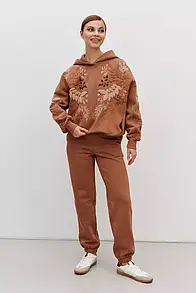 Жіночий костюм оверсайз з флористичною вишивкою Rica Mare MKRM4218