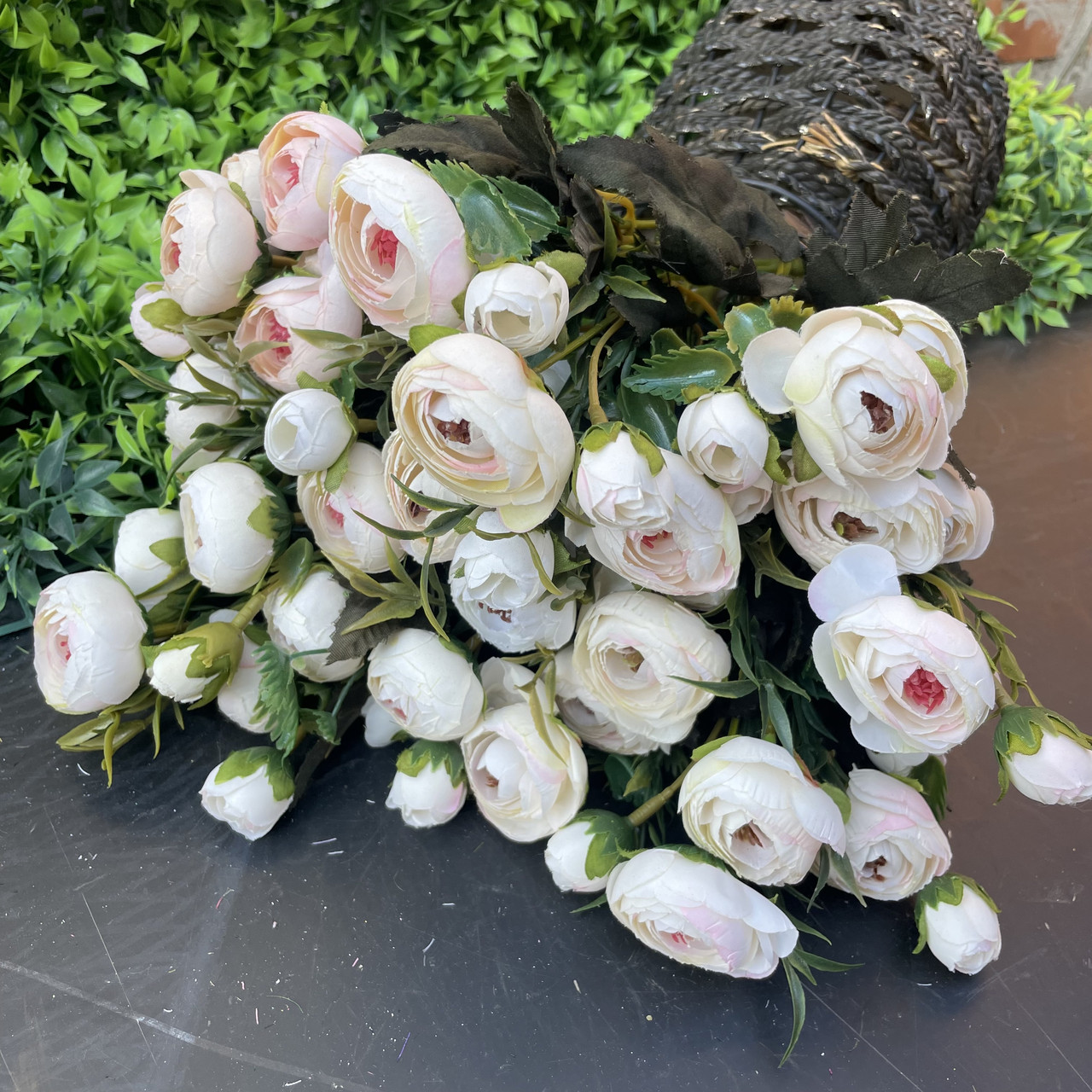 Штучні квіти Букет півонії камелія, лютики, рананкулюс 30 см, фото 1