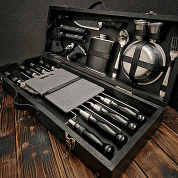 Подарунковий набір шампурів для пікніка в дерев'яному кейсі «Атлант»