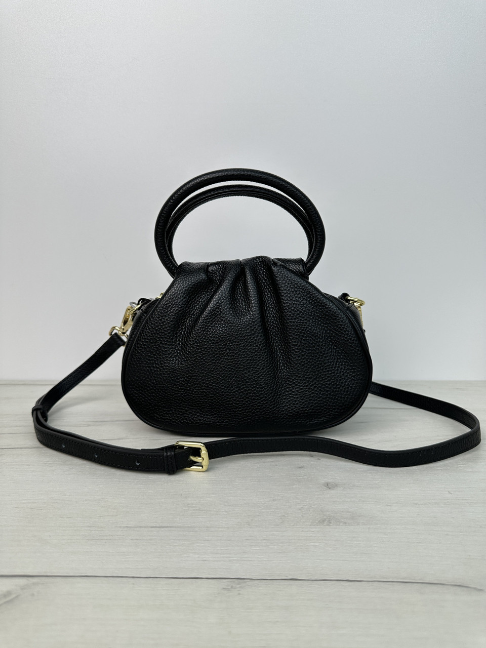 Шкіряна сумка овальної форми Lanvera с101-кт-4410 Чорна, фото 1