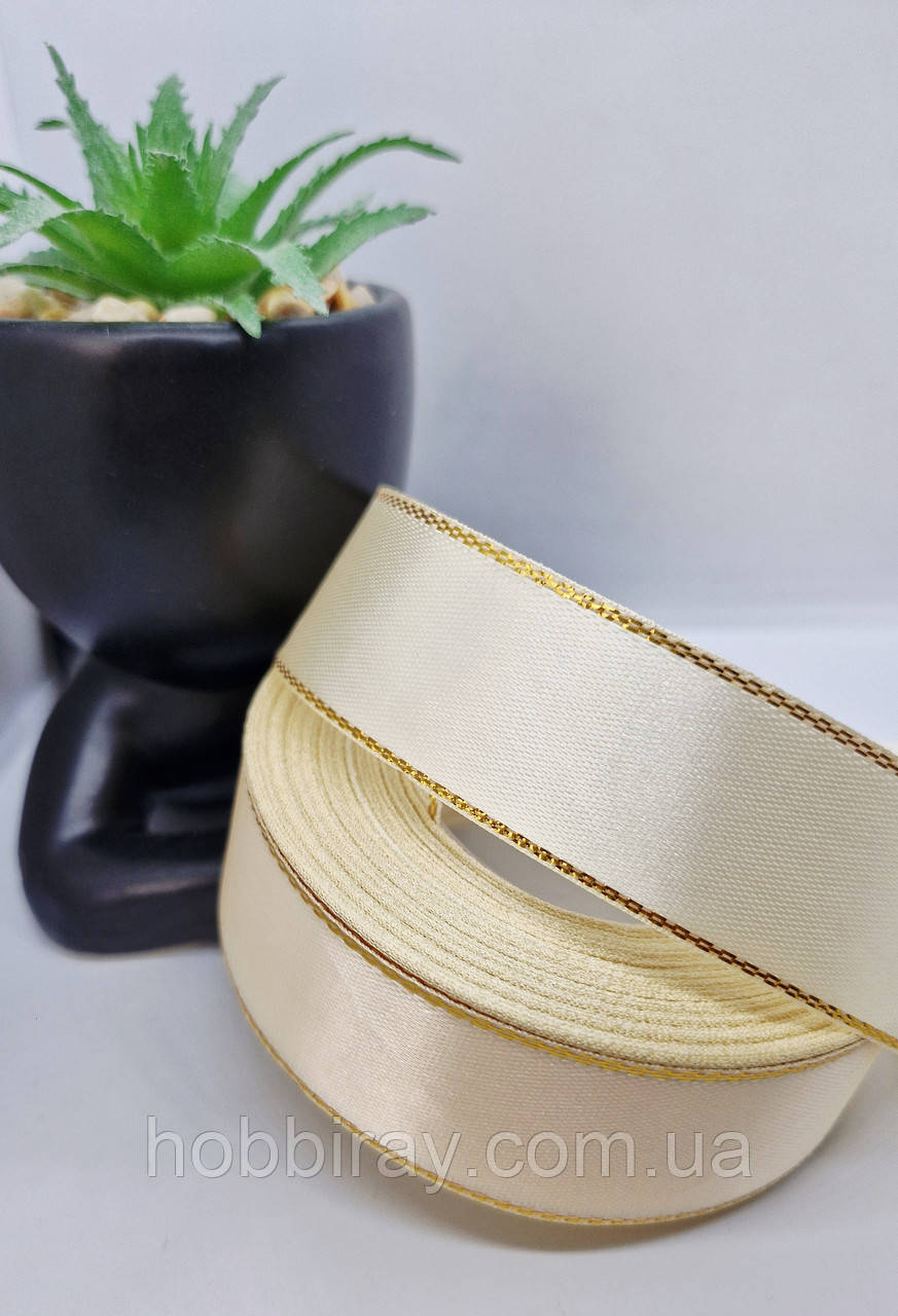 Атласна стрічка з люриксом. 2,5см. Ціна за 1м. Колір молочний., фото 1