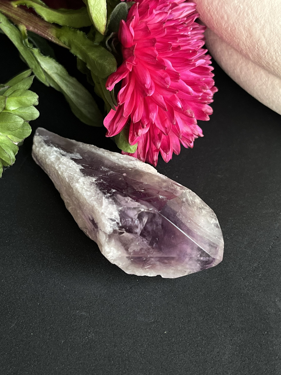Аметист скелетний натуральний необроблений кристал обеліск з аметисту 69*28*20 мм., фото 1
