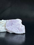 Кунцит натуральний необроблений камінь мінерал. 54*39*22 мм., фото 2