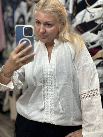 Біла вишиванка з ніжною вишивкою та мереживними вставками розміри S, М, L, фото 1