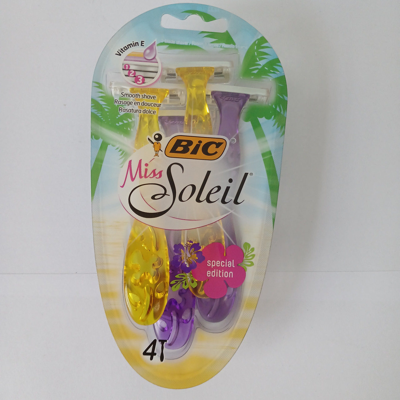 Верстат жіночий одноразовий для гоління Bic Miss Soleil 4 шт. (Бік міс солей 3 леза оригінал