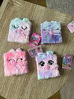 Набори дитячої косметики у формі пухнастих блокнотів-пеналів від бренду I MY STYLE.