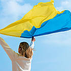 Прапор України з габардину 135х90 см зшитий, міцне полотнище жовто-синього кольору для вулиці та дому, фото 2