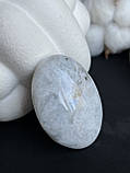Кабошон натуральний місячний камінь овал камінь кабошон палм адуляр 52*36*21 мм., фото 2