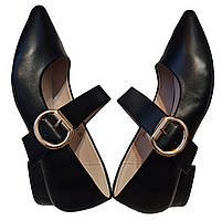 Туфлі жіночі човники з пряжкою чорного кольору прес шкіра розпродаж Китай