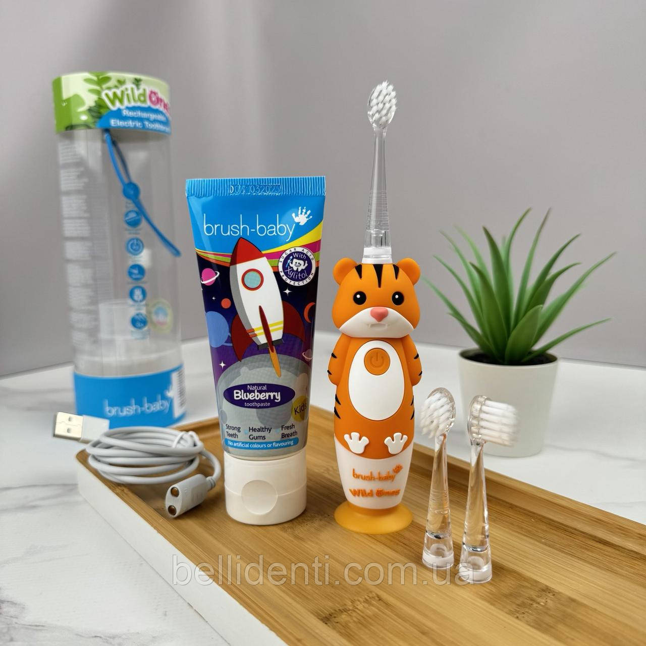 Набір від 3 до 10 років (щітка Brush Baby WildOnes Sonic, тигреня і паста Brush-Baby 50 мл, ракета)