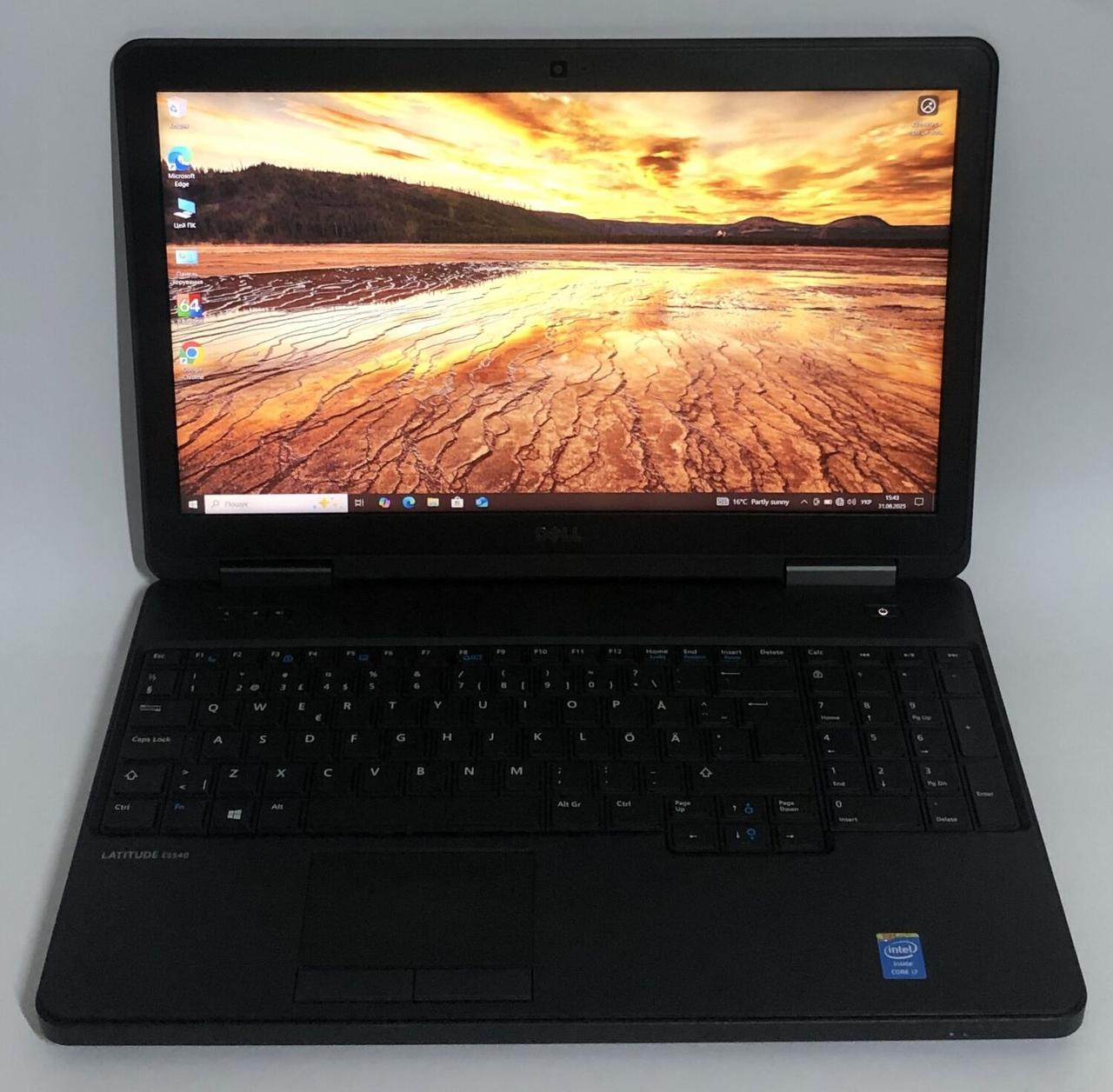 Б/в Ноутбук Dell Latitude E5540 15.6" 1920x1080| Core i7-4600U| 8 GB RAM| 256 GB SSD| GeForce GT 720M 2GB