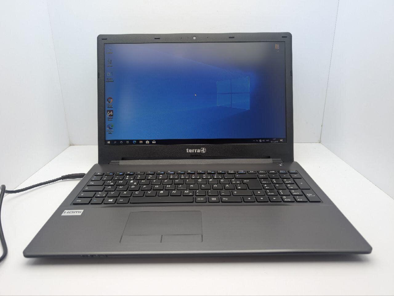 Б/в Ноутбук Terra Mobile 1513A 15.6" 1366x768| Pentium N3700| 8 GB RAM| 120 GB SSD| HD| АКБ 0%