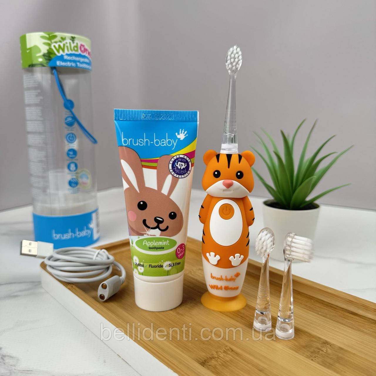 Набір Brush-Baby WildOnes Sonic від 0 до 3 років (щітка тигреня Toby + паста 50 мл зайчик)