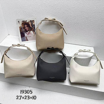 Сумка жіноча 27*23 см на блискавці зі штучної шкіри у різних кольорах Fuerya