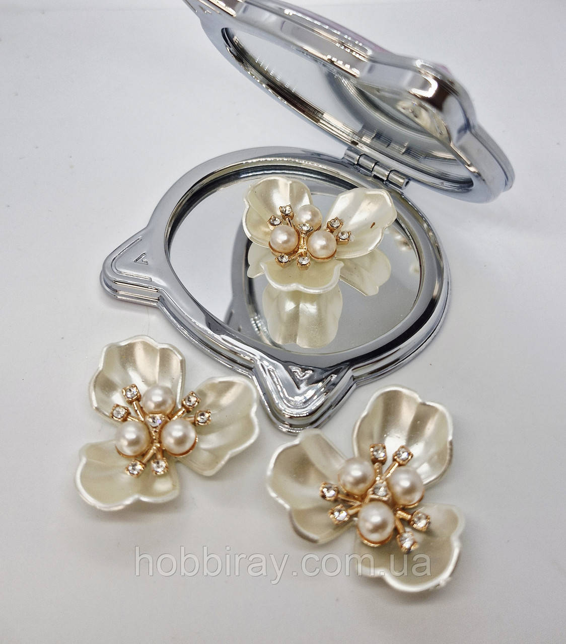 Декор Квітка "Три перлини" на три пелюстки. 4 см 1 шт., фото 1