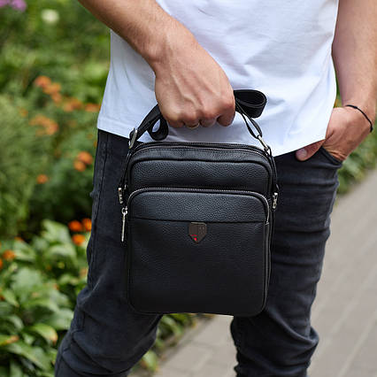 Чоловіча шкіряна сумка-барсетка 24х20х8, компактна сумочка на плече для чоловіка, наплічний месенджер, чорна, фото 1