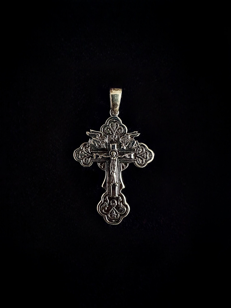 Хрестик чернений зі срібла з образом розп’яття Ісуса Христа, фото 1