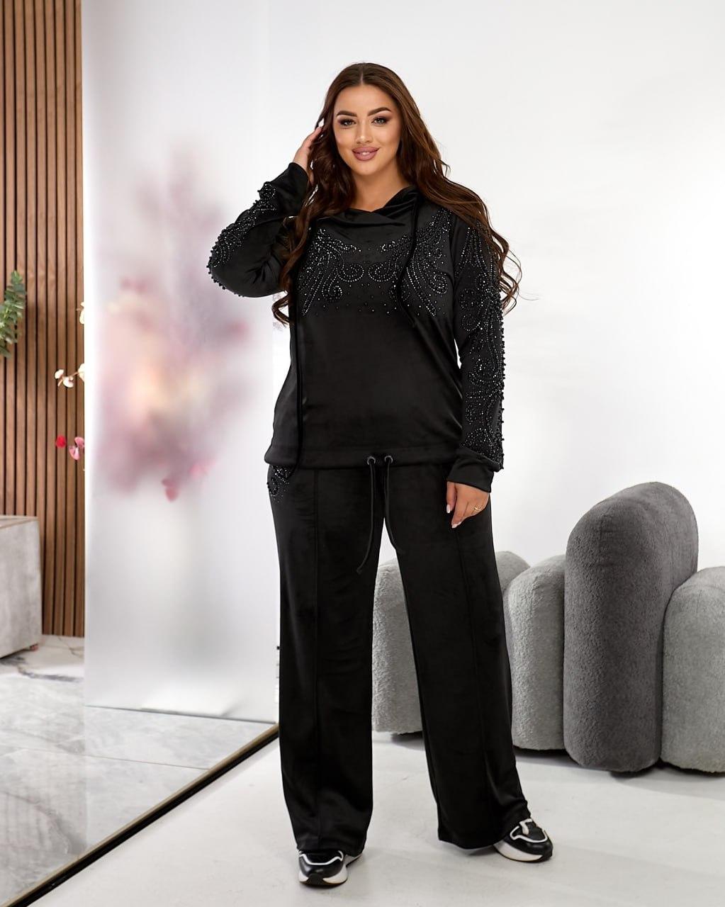 Костюм жіночий велюровий із декором, фото 1
