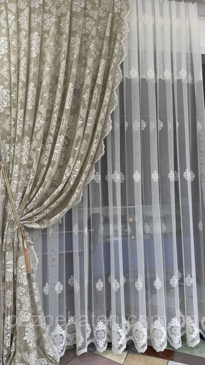 Красива сучасна бежева тюль жакард з коронами в зал спальню кухню вітальню, фото 1