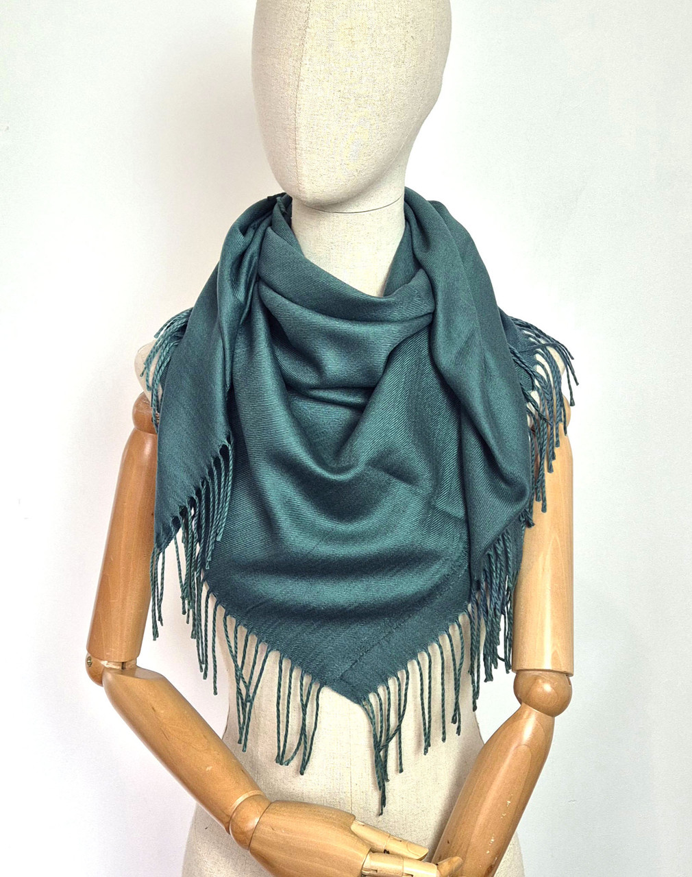 Хустка кашемірова без малюнка з бахромою Ольга, фото 1