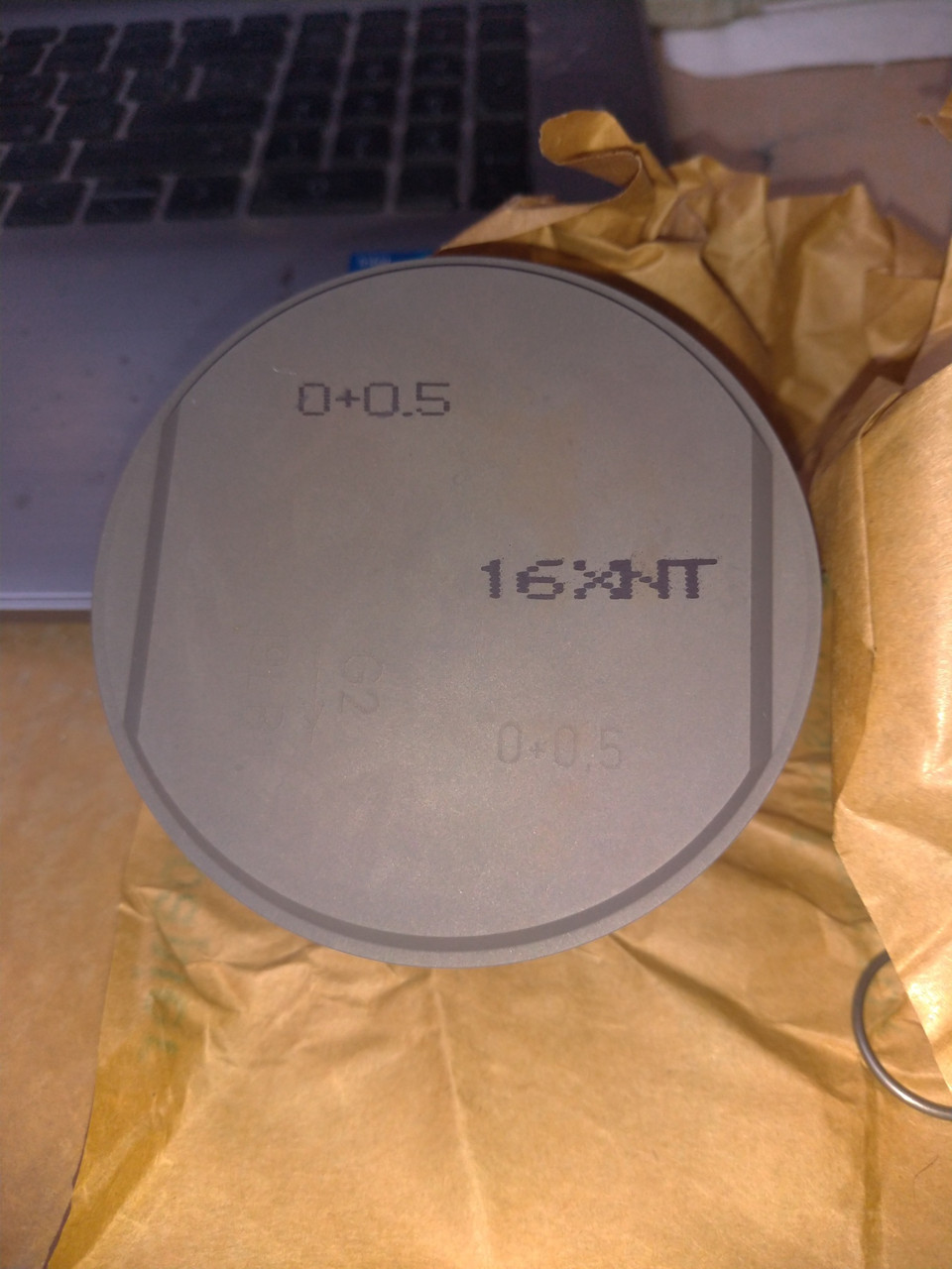 Поршень + 0.5 ММ GM 55564950 Z16XNT A16XNT OPEL Zafira-B, фото 1