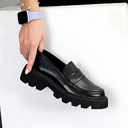 Щоденні чорні шкіряні туфлі лофери сучасний дизайн