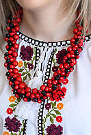 Красиве жіноче дерев'яне намисто