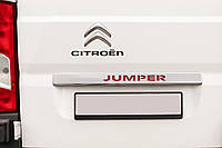 Хромированная планка над номером с красным LED (нержавейка) для Citroen Jumper 2007-2025 гг