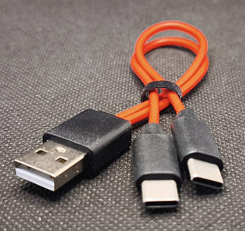 Кабель TypeC для двух акумуляторів