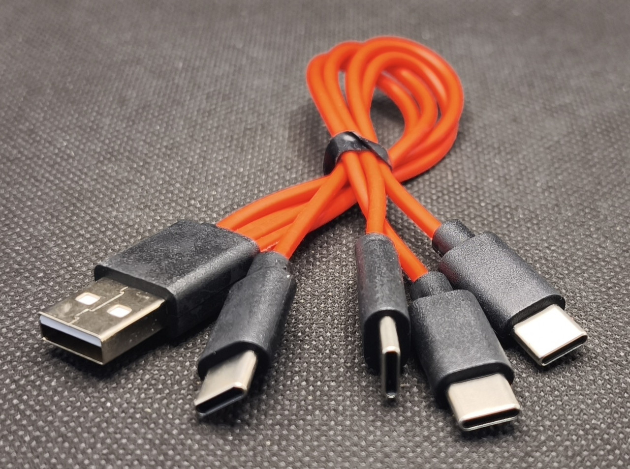 Кабель TypeC для чотирьх акумуляторів, фото 1