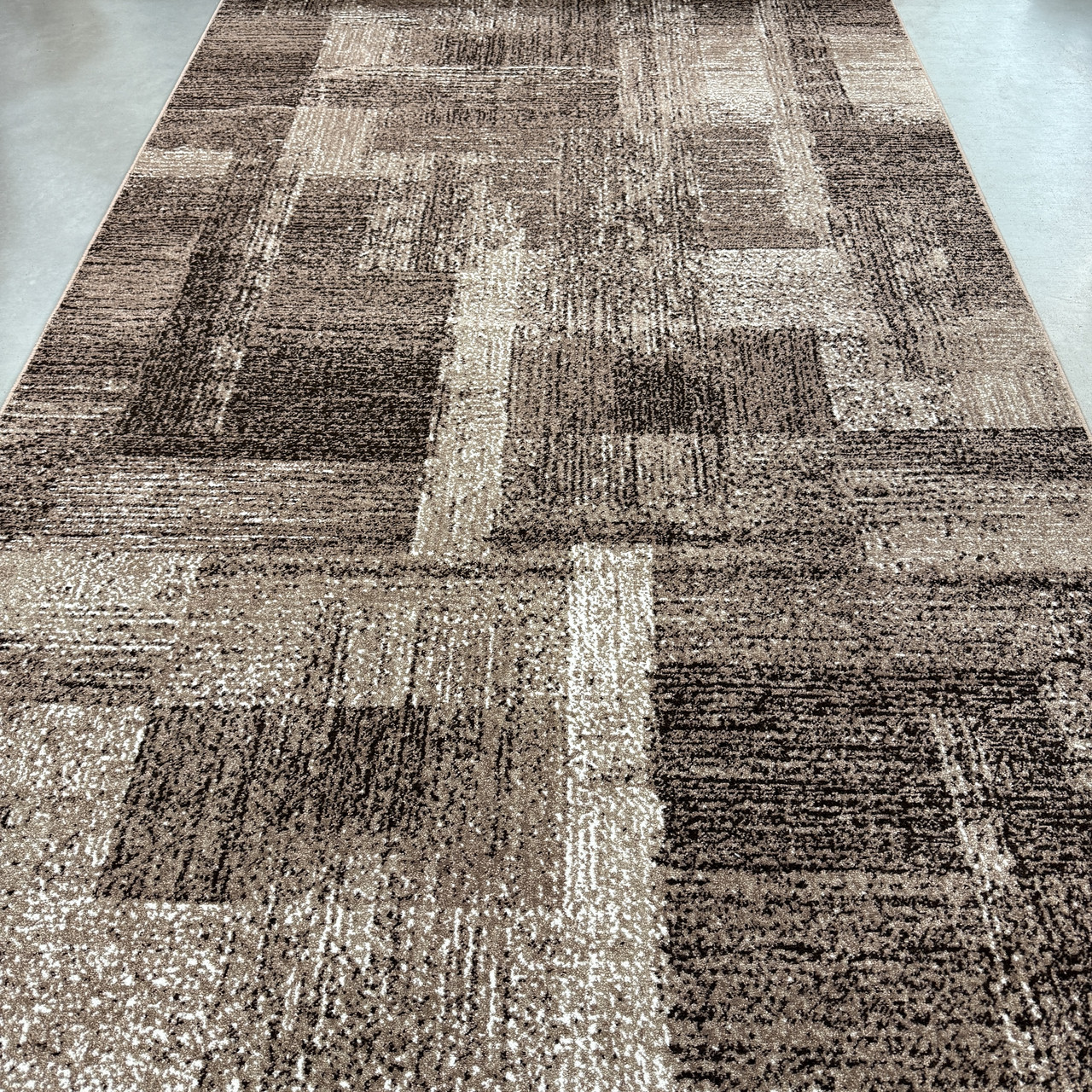 Коричнева килимова доріжка ширина 1м на тканій основі Mira 24007/120