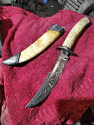 Колекційний кинжал - ексклюзив, дамаська сталь, піхви з рогу