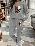 Теплий жіночий костюм з принтом" Череп з трояндами", фото 3