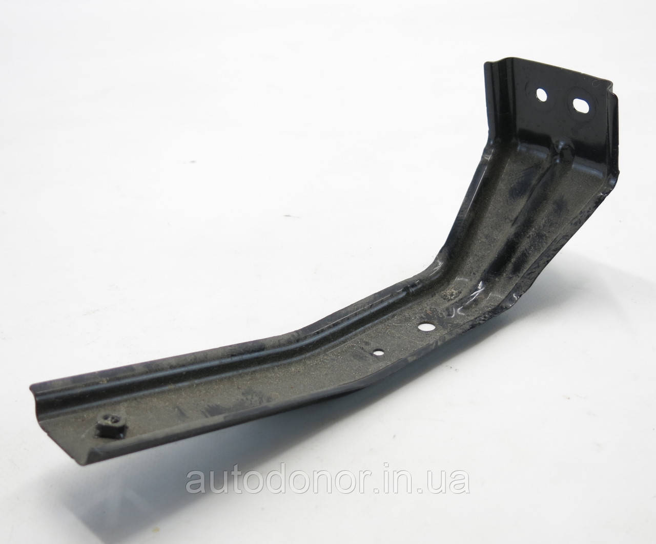 Кронштейн захист заднього бампера FWD Nissan Ariya (22-) 748G0-5MP0C