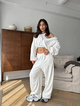 Якісний жіночий спортивний костюм з тринитки вільного крою