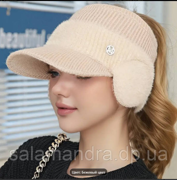 Жіноча в'язана шапка CarrKen з навушниками, фото 1