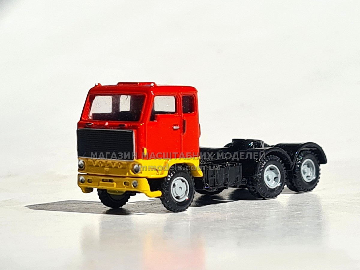 Модель вантажний автомобіль - тягач VOLVO F89 ZM), масштабу 1/120, ТТ, фото 1