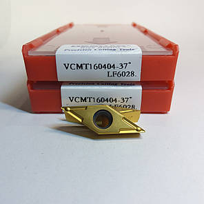 VCMT160404- 37° LF6028 DESKAR (Сталь, Нержавіюча сталь, Чавун) Твердосплавна пластина, фото 1
