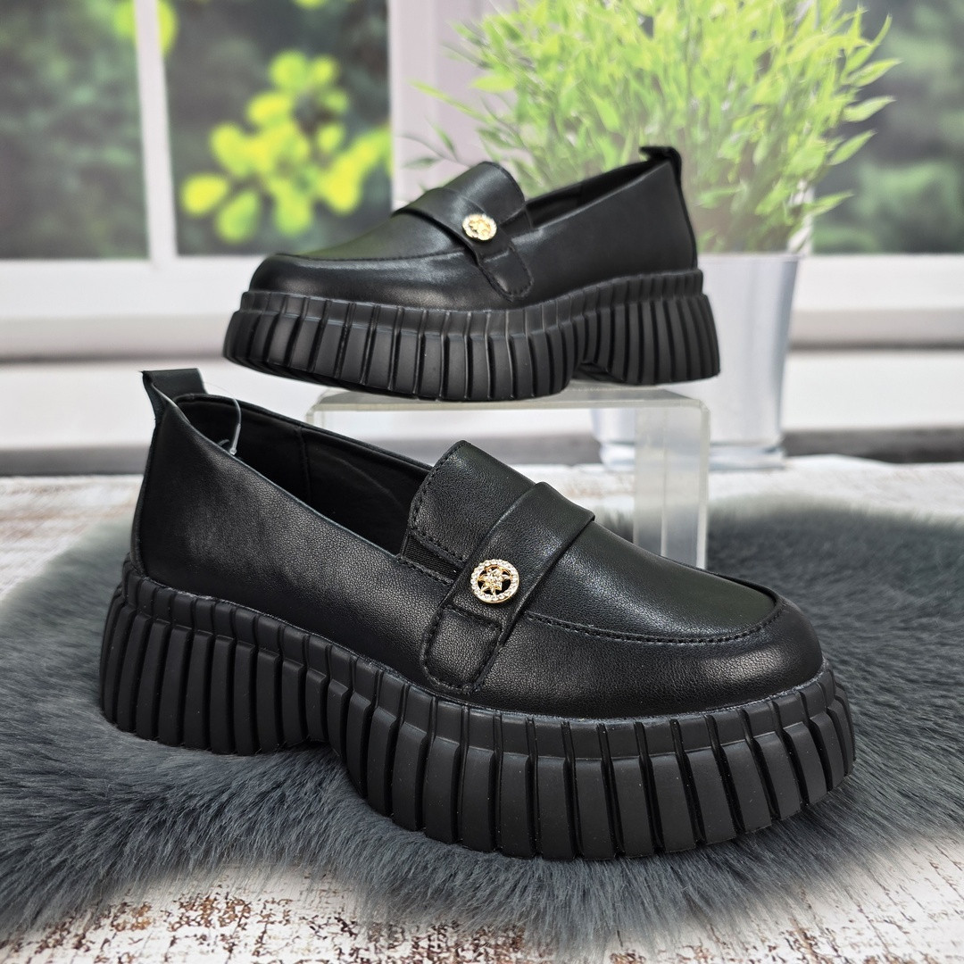 Туфлі лофери жіночі KDSL чорні шкіряні на платформі 8101